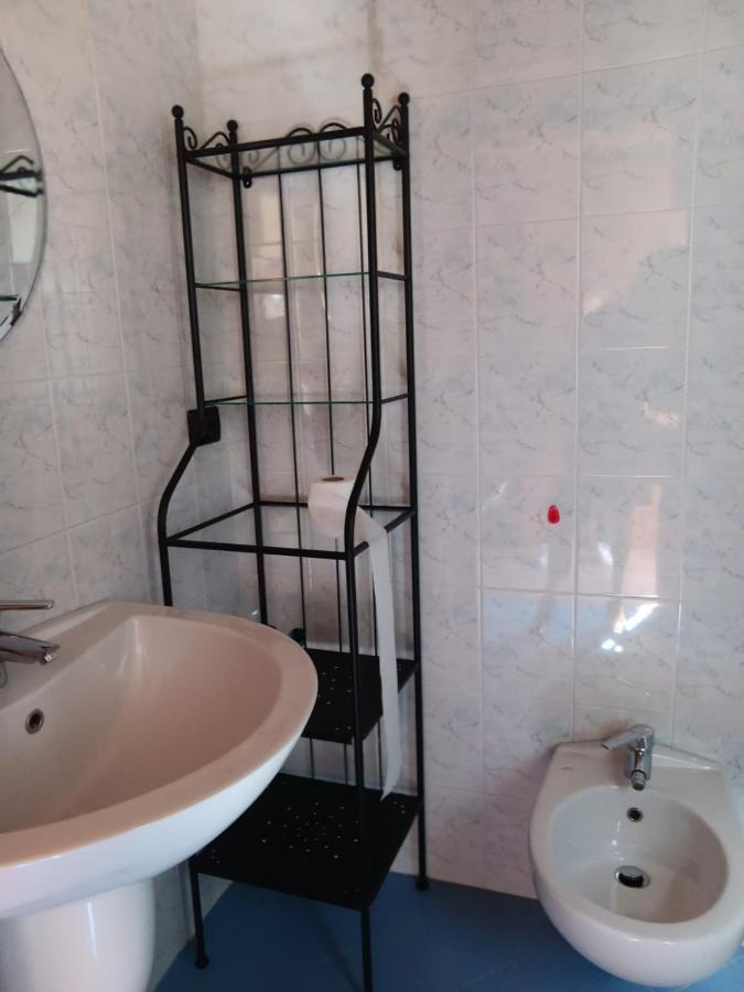 Oasi Del Garda 2 Apartment มอนซามบาโน ภายนอก รูปภาพ